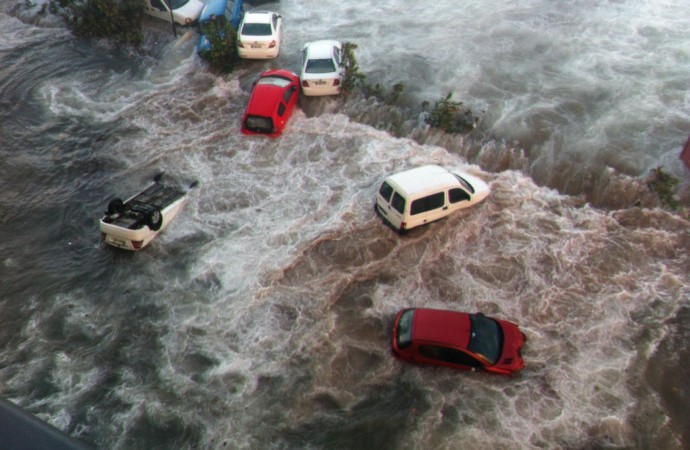 “Inundaciones en el malecón de La Habana” Enero 23, 2017